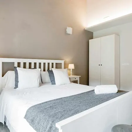 Revitalized Apartment In Historical Building Girona Exterior photo